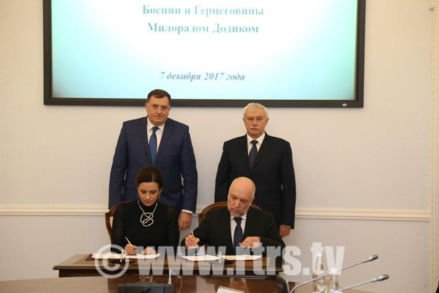 Додик у Санкт Петербургу, потписани споразуми о сарадњи