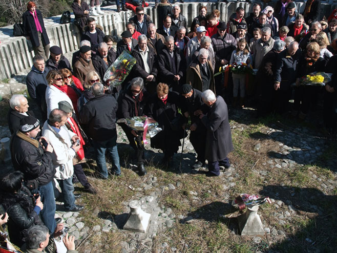 Мостар: Партизанско гробље - Фото: СРНА