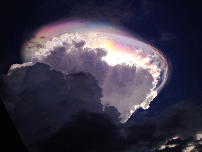 Костарика: „чудан облак дугиних боја“. - Фото: РТС