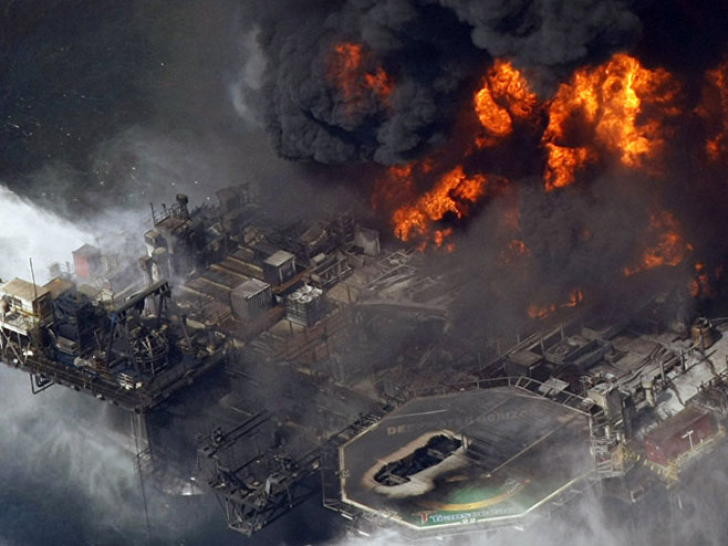 Нафтан мрља у Мексичком заливу(фото:© AP Photo/ Gerald Herbert) - 