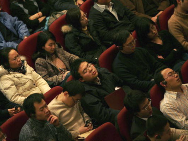 Функционери заспали на партијском састанку - Фото: Getty Images