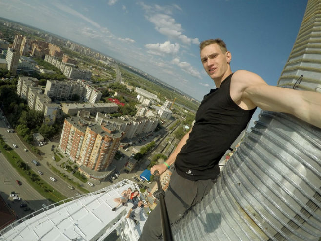 Сергеј Делвјашов (Фото: группа #Roofs_Tyumen Вконтакте) - 