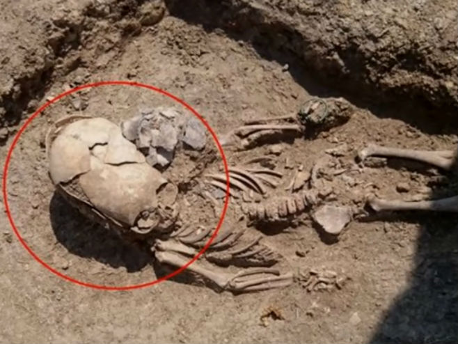 На Криму откривен костур "дјечака ванземаљца" - Фото: Screenshot/YouTube
