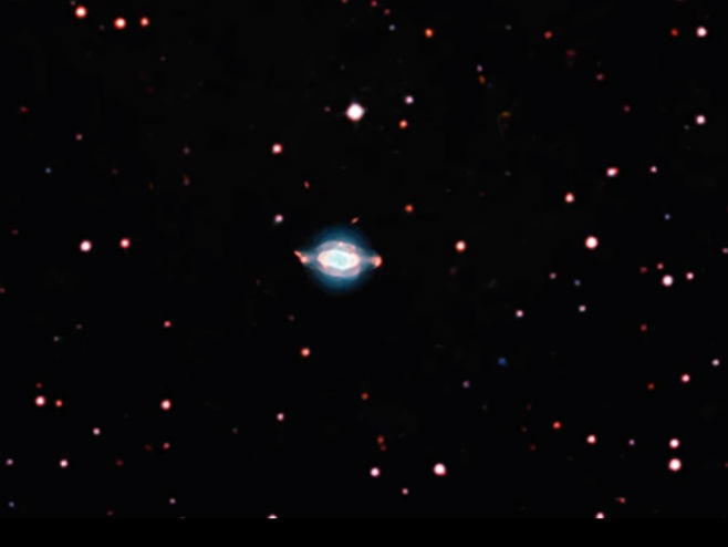 "Сатурнове очи" - Фото: Screenshot/YouTube
