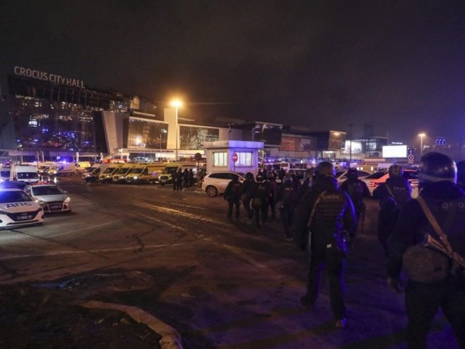 Терористички напад у Москви (фото:  EPA-EFE/MAXIM SHIPENKOV) - 