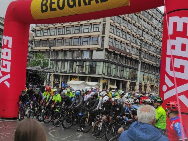 У Београду стартовала бициклистичка трка "Београд - Бањалука" (ФОТО/ВИДЕО)
