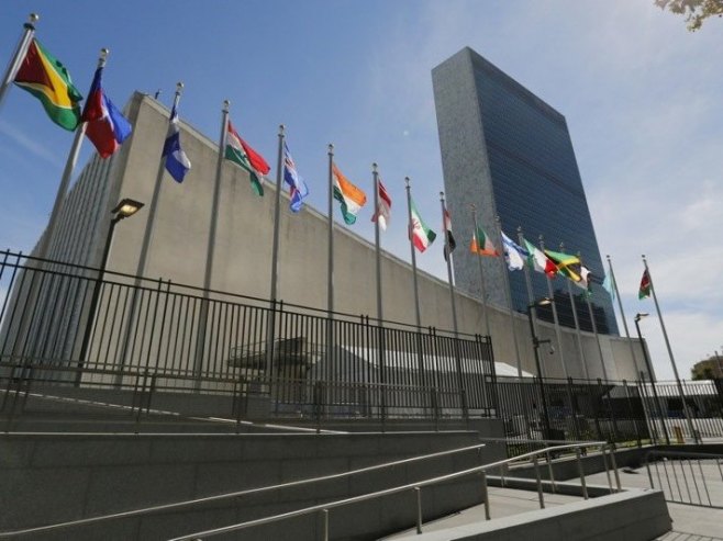 Зграда Уједињених нација у Њујорку (Фото: EPA/MATT CAMPBELL) - 