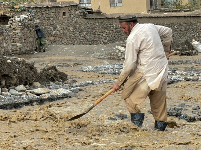 Авганистан: У поплавама више од 100 жртава